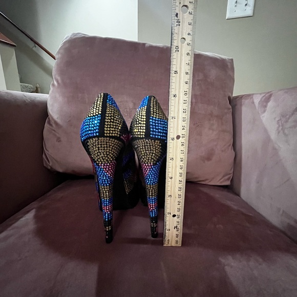 Steve Madden Dyvinal Bright Multicolor Rhinestone Heels Size 7 - Picture 9 of 10